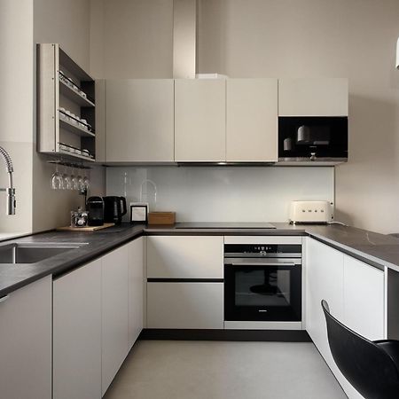 Апартаменти Navigli, 90 Square Meters, Free Parking Ripa Ticinese Мілан Екстер'єр фото