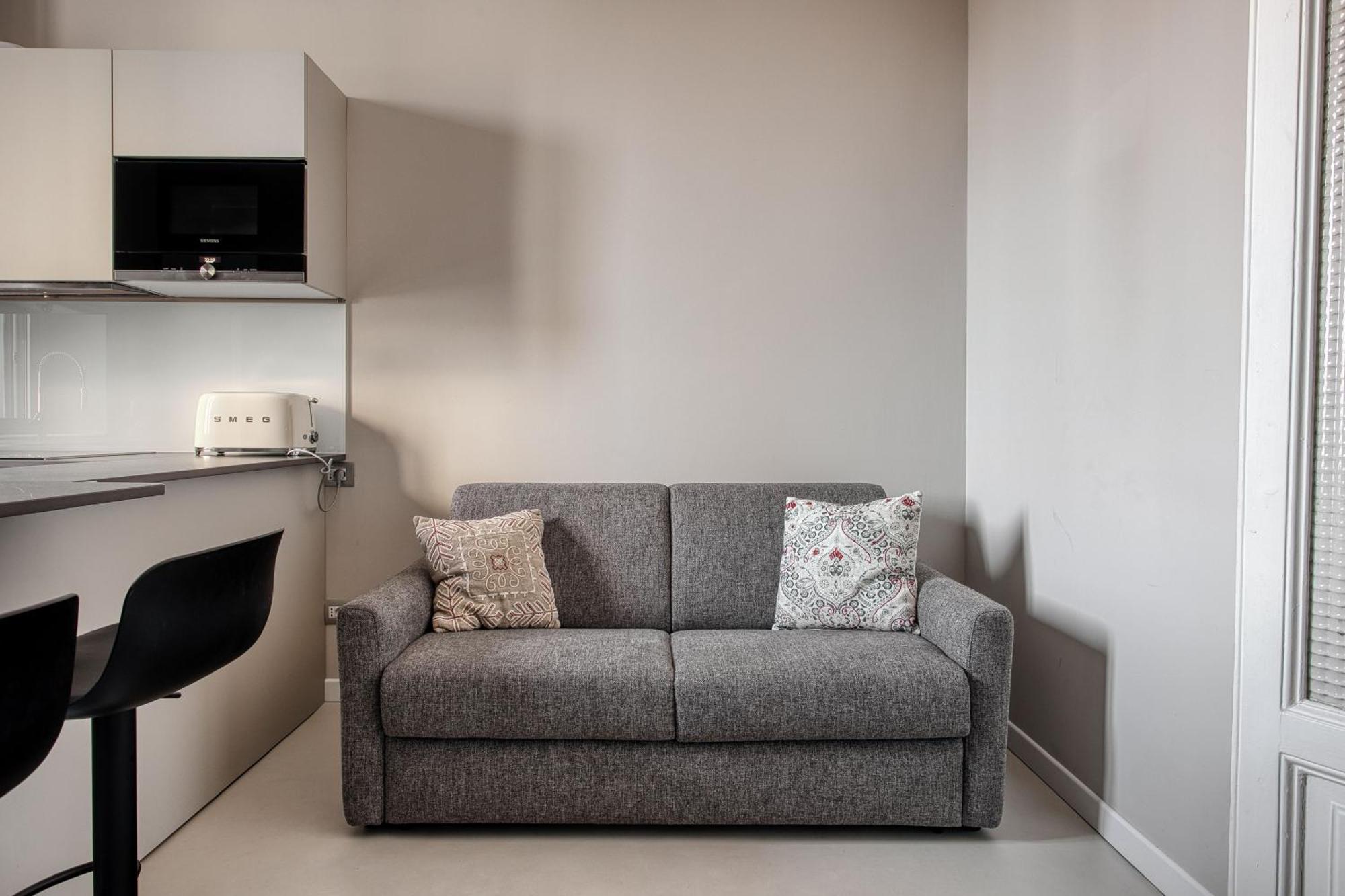 Апартаменти Navigli, 90 Square Meters, Free Parking Ripa Ticinese Мілан Екстер'єр фото